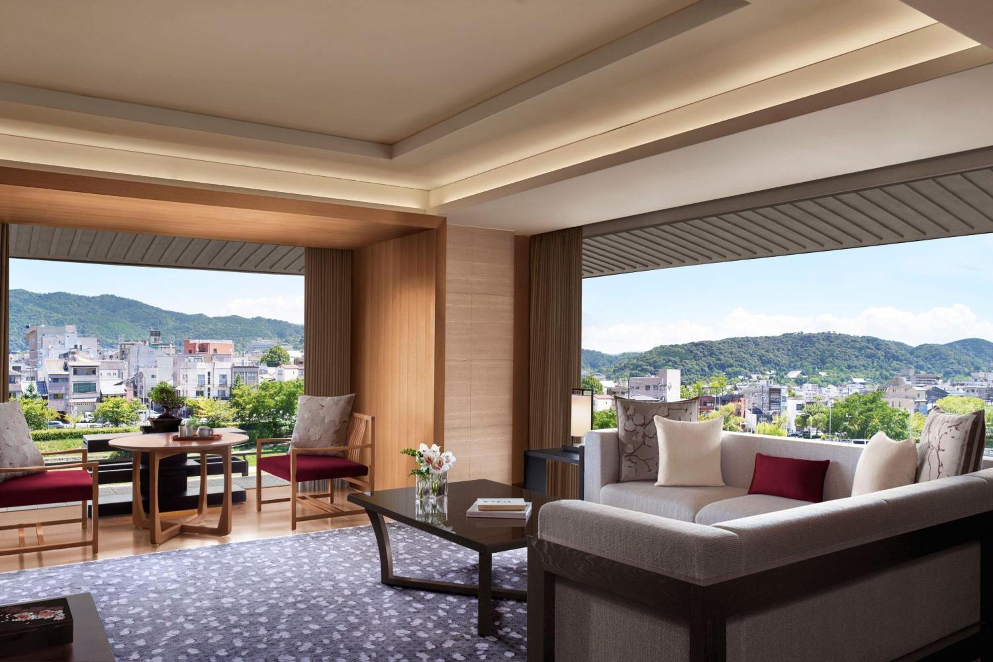 The Ritz-Carlton Kyoto Hotel Exterior photo